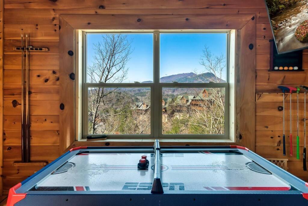 Cabin-N-Smokys! Indoor Resort Pool Views Hot Tub Game Room Сев'єрвілл Екстер'єр фото