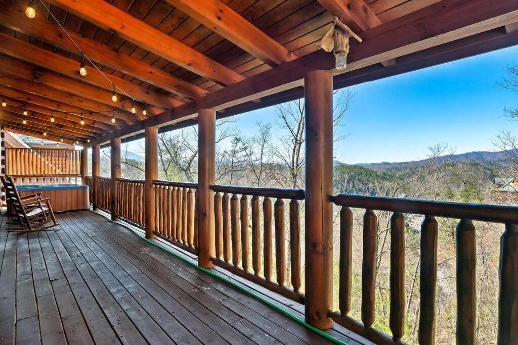 Cabin-N-Smokys! Indoor Resort Pool Views Hot Tub Game Room Сев'єрвілл Екстер'єр фото