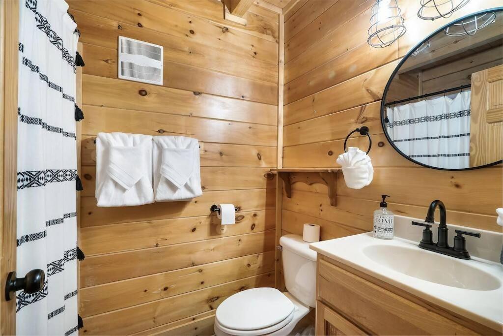 Cabin-N-Smokys! Indoor Resort Pool Views Hot Tub Game Room Сев'єрвілл Екстер'єр фото