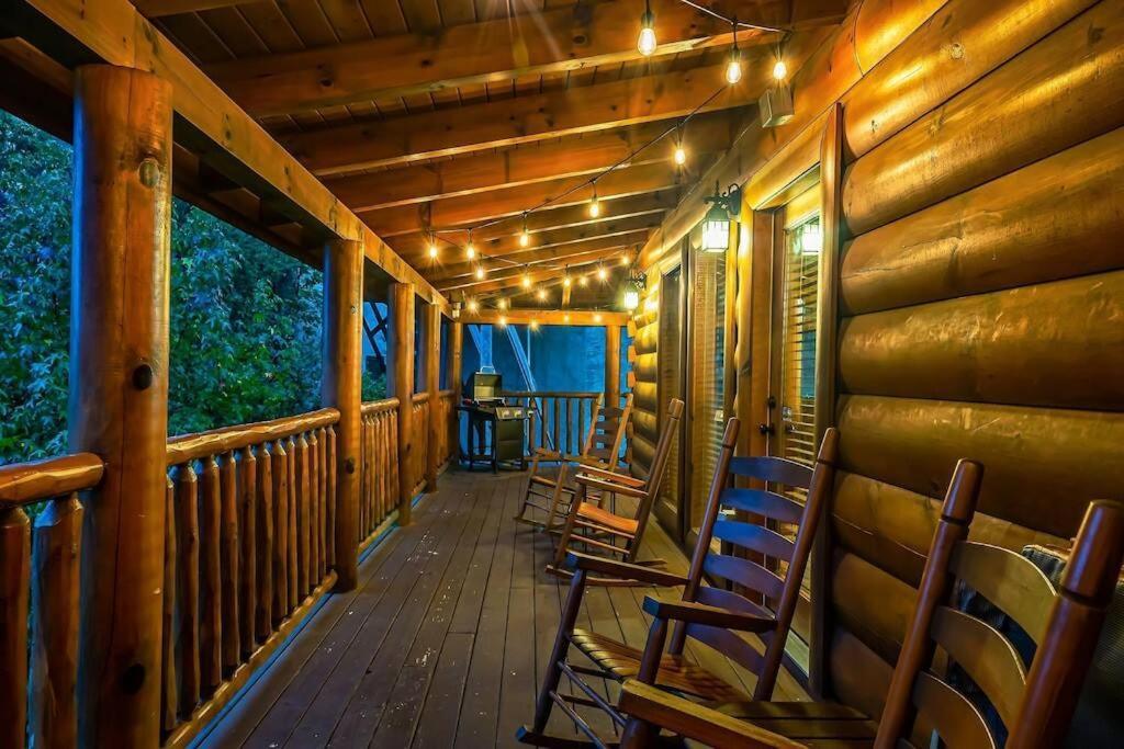 Cabin-N-Smokys! Indoor Resort Pool Views Hot Tub Game Room Сев'єрвілл Екстер'єр фото